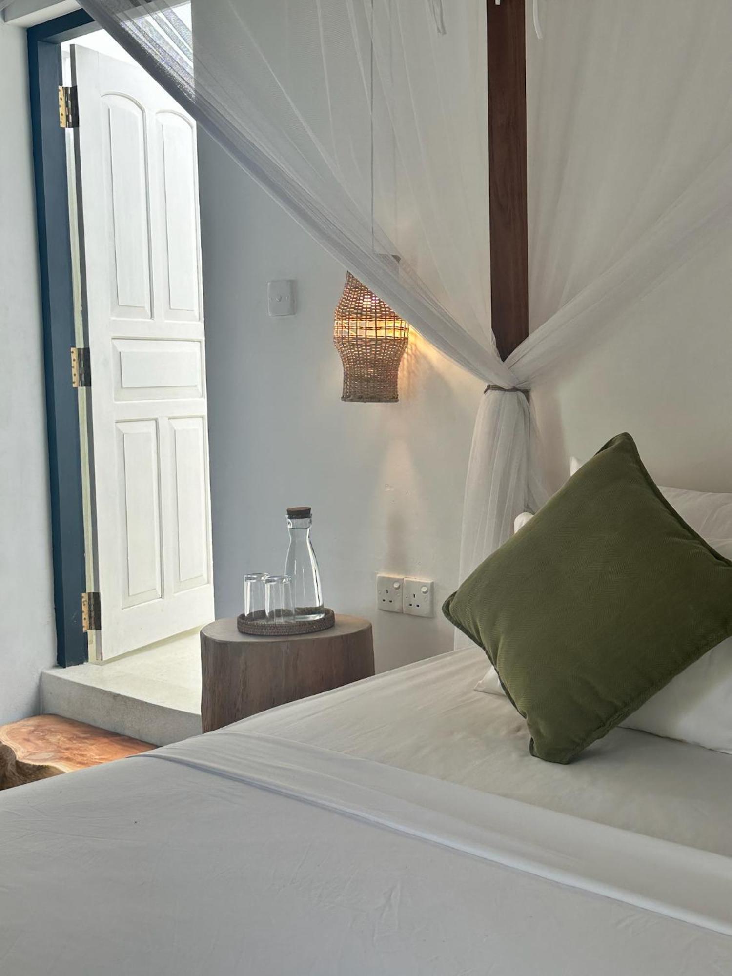 Hotel Watu House Dikwella Sur Habitación foto